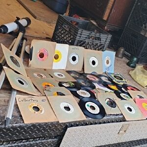 Vinyl 45 RPM Record Collection - Black(35 Total